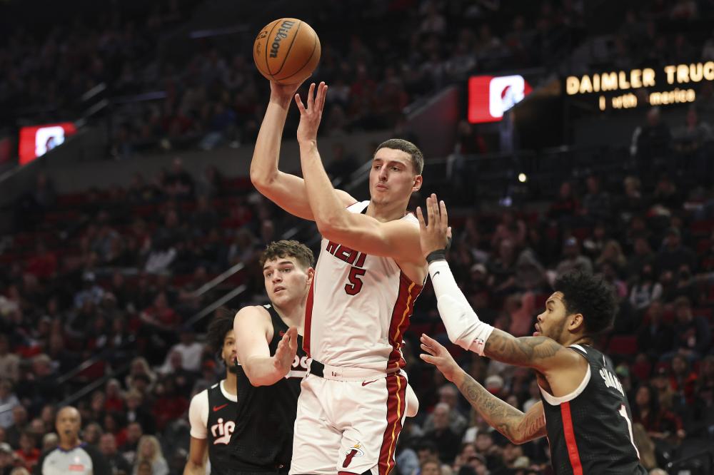 更彰显了张 更彰显了张